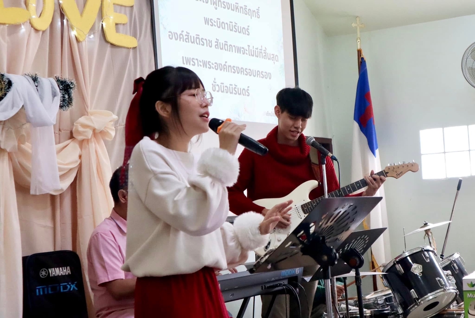 Singing class 8
